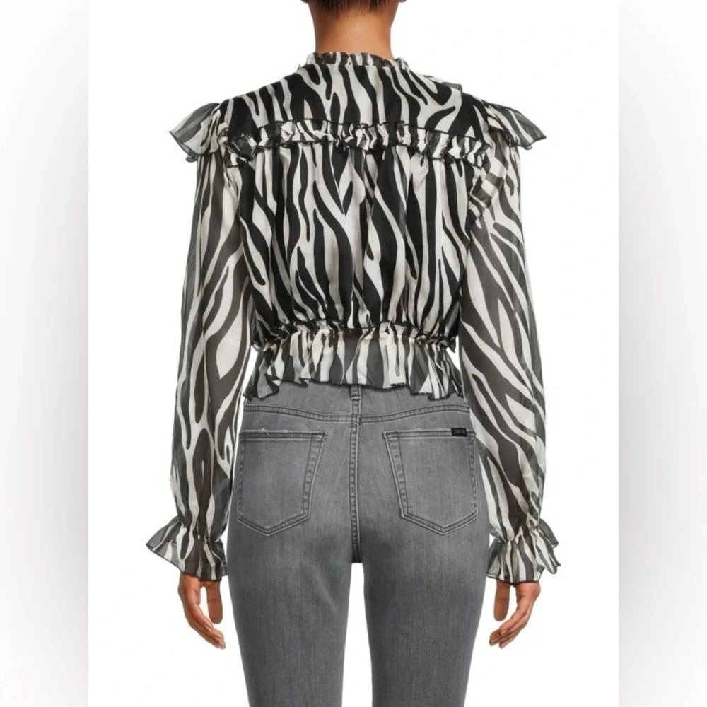 NWT Area Stars Bari Animal Print Crop Top in Animal Print - Picture 2 of 6